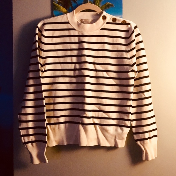 Black and white striped sweater - Picture 2 of 6